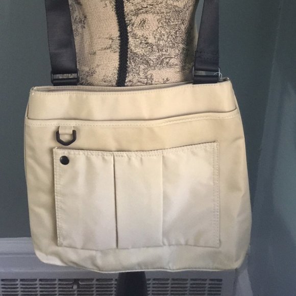 Merona Crossbody lightweight nylon handbag khaki - Picture 1 of 8
